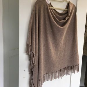 Cashmere poncho by Design History. Excellent Cond!